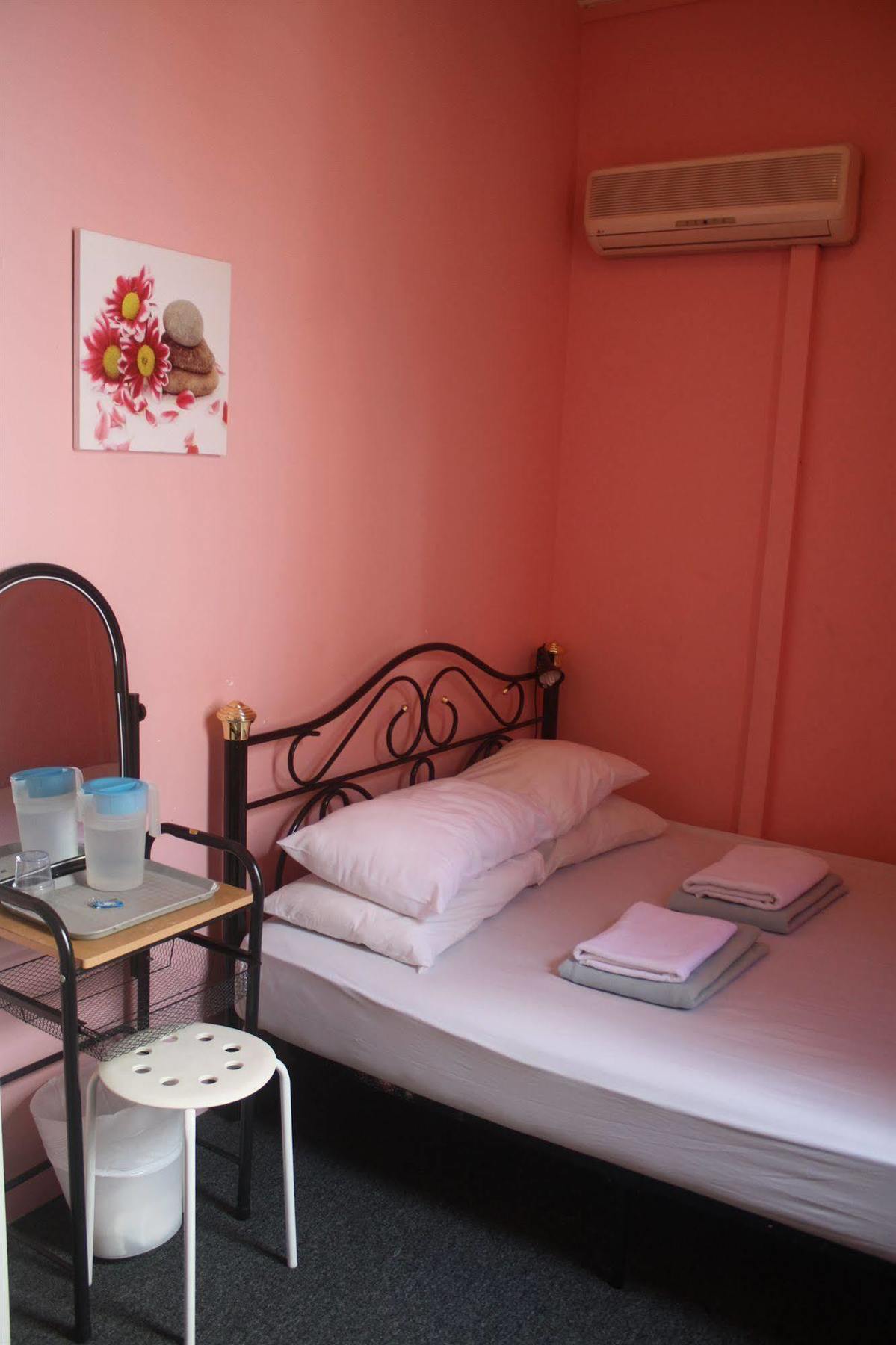 Backpackers' Inn Chinatown Singapur Exterior foto