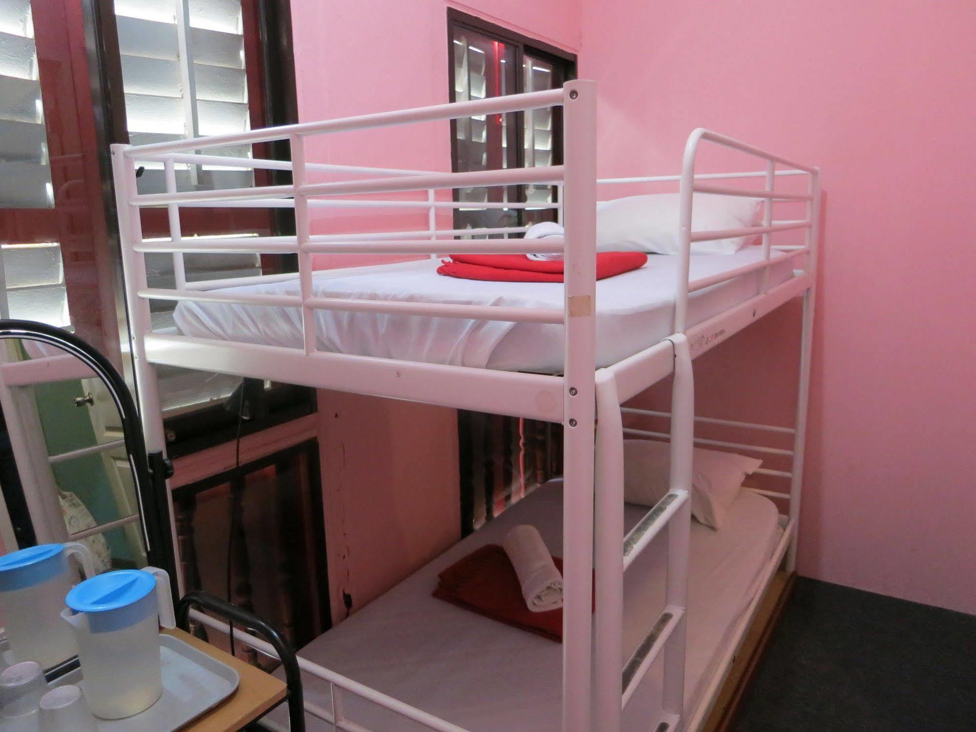 Backpackers' Inn Chinatown Singapur Exterior foto